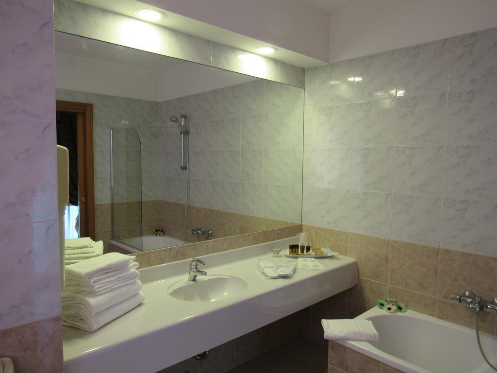 Green Hotel سيتيمو تورينيزي المظهر الخارجي الصورة